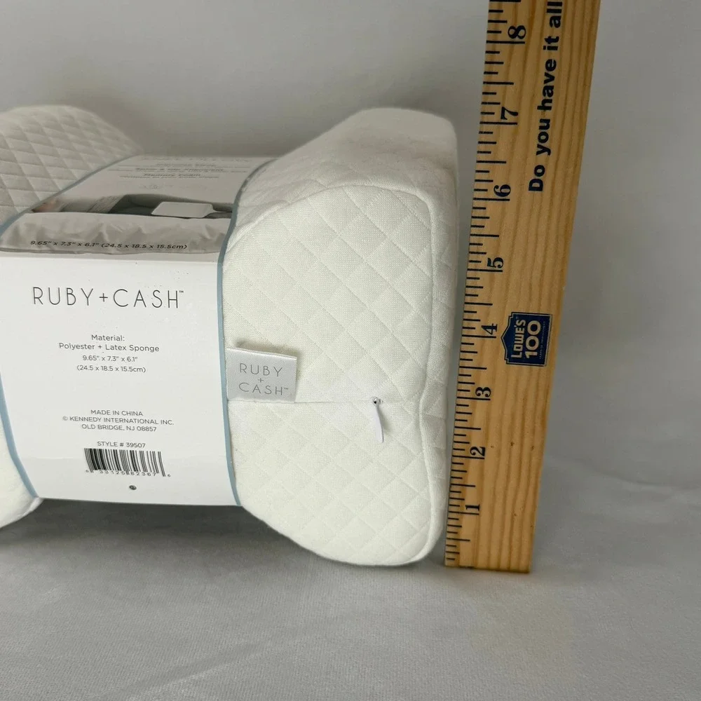 Ruby + Cash Orthopedic Knee Pillow Memory Foam White Quilted New